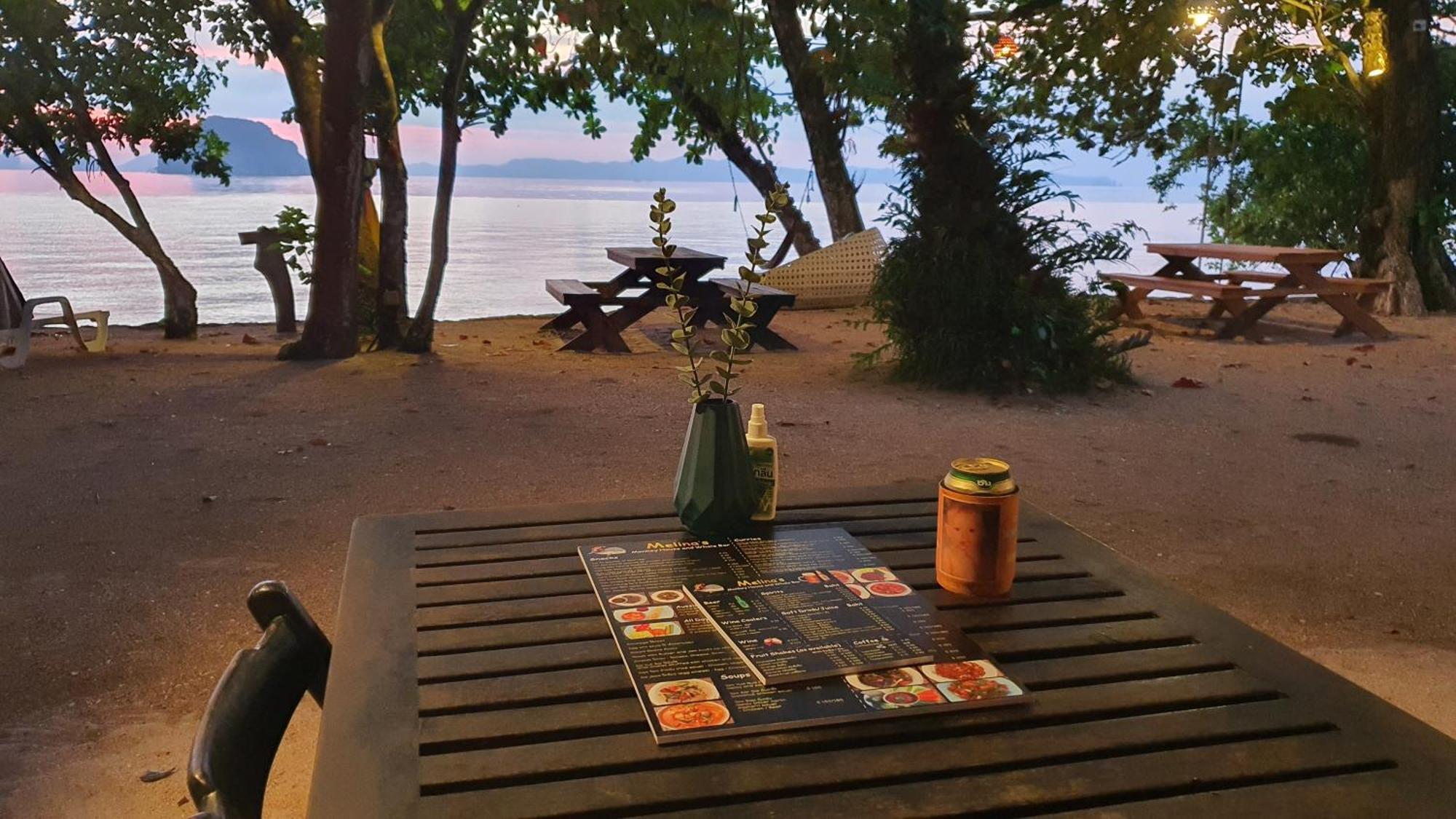 Melina Beach Front Bungalows Tha Lane Bay Экстерьер фото