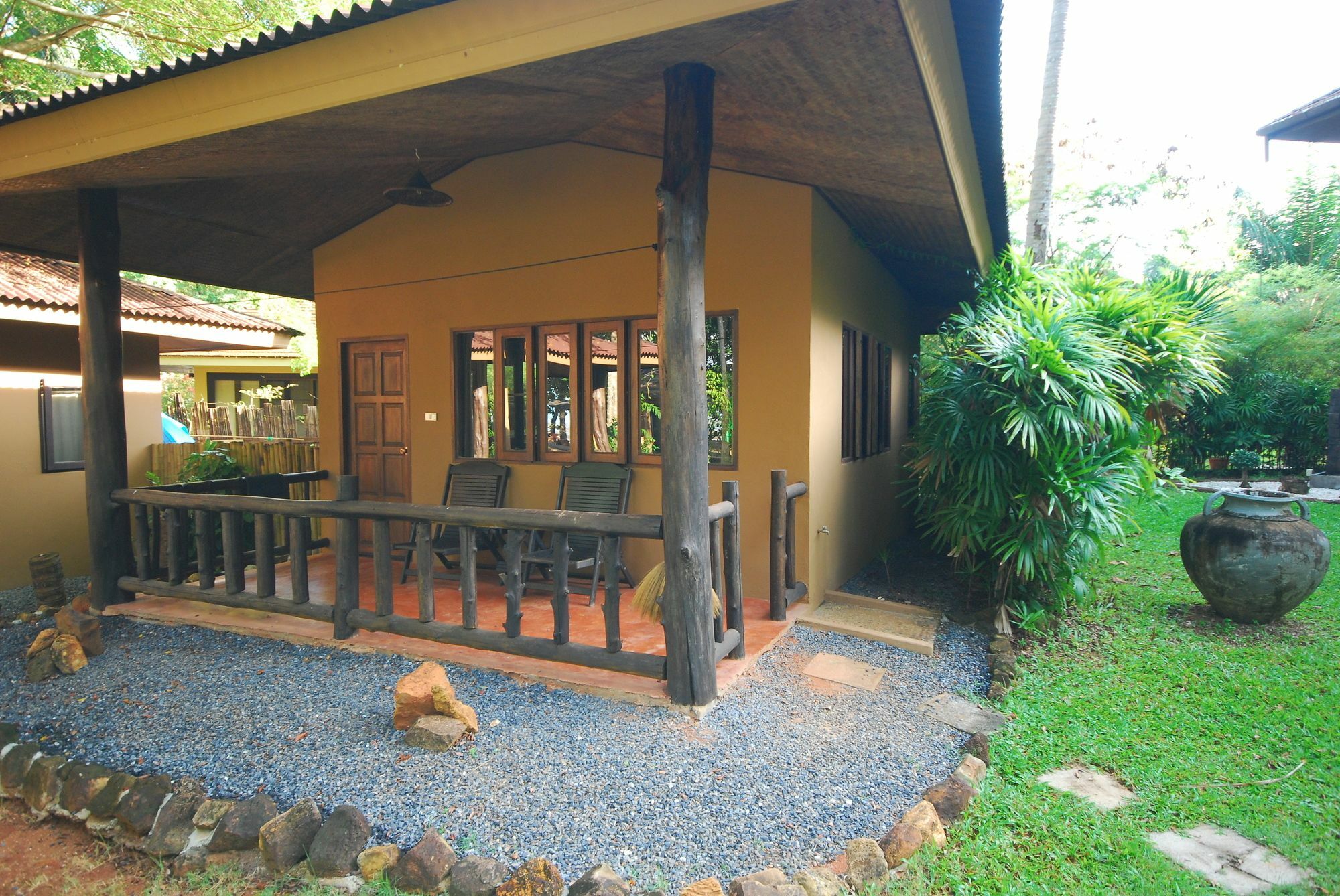 Melina Beach Front Bungalows Tha Lane Bay Экстерьер фото