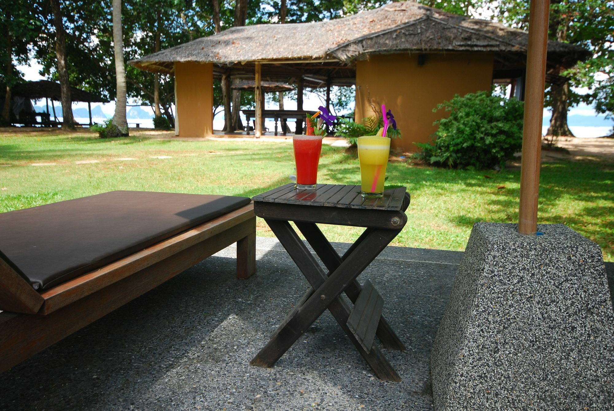 Melina Beach Front Bungalows Tha Lane Bay Экстерьер фото